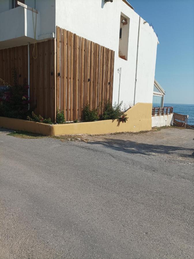 Beachfront Apartment Rethymno  Exterior photo