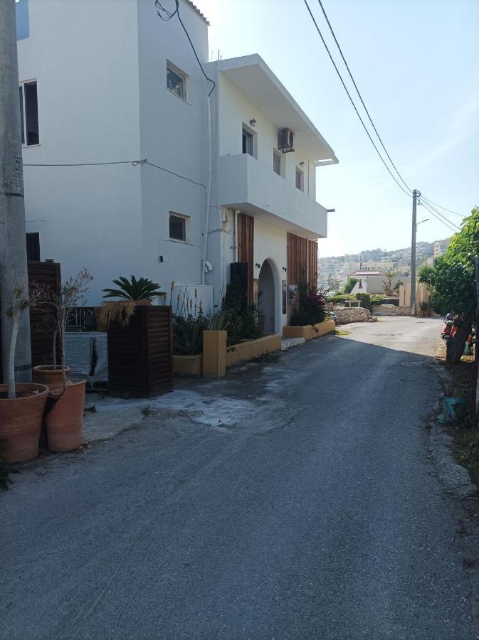 Beachfront Apartment Rethymno  Exterior photo