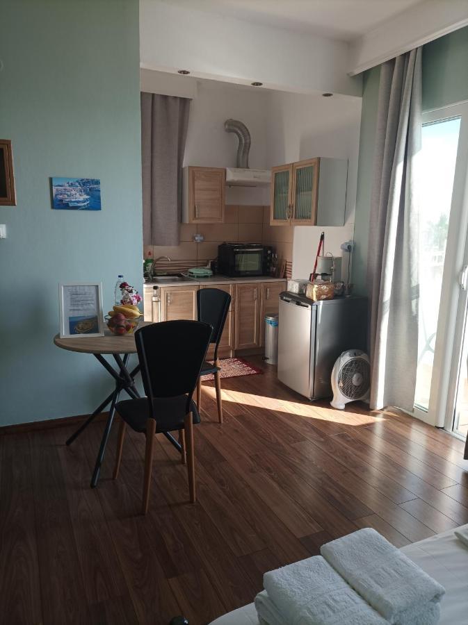 Beachfront Apartment Rethymno  Exterior photo